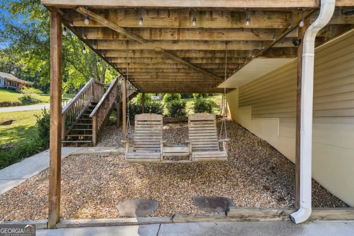 4 bedroom, 2 bathroom, 2,195 sq ft single family residence for sale at 120 Hobson Drive, Jasper, GA 30143 — photo 5