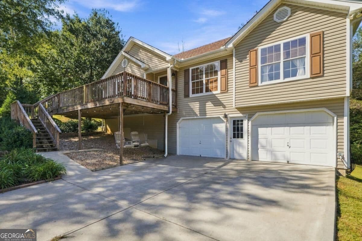 4 bedroom, 2 bathroom, 2,195 sq ft single family residence for sale at 120 Hobson Drive, Jasper, GA 30143 — photo 4
