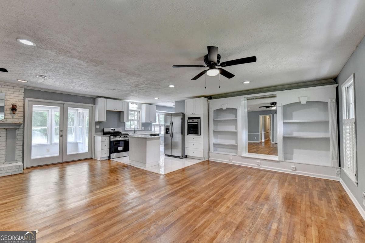 4 bedroom, 3 bathroom, 2,650 sq ft single family residence for sale at 4875 Five Forks Trickum Road, Lilburn, GA 30047 — photo 8