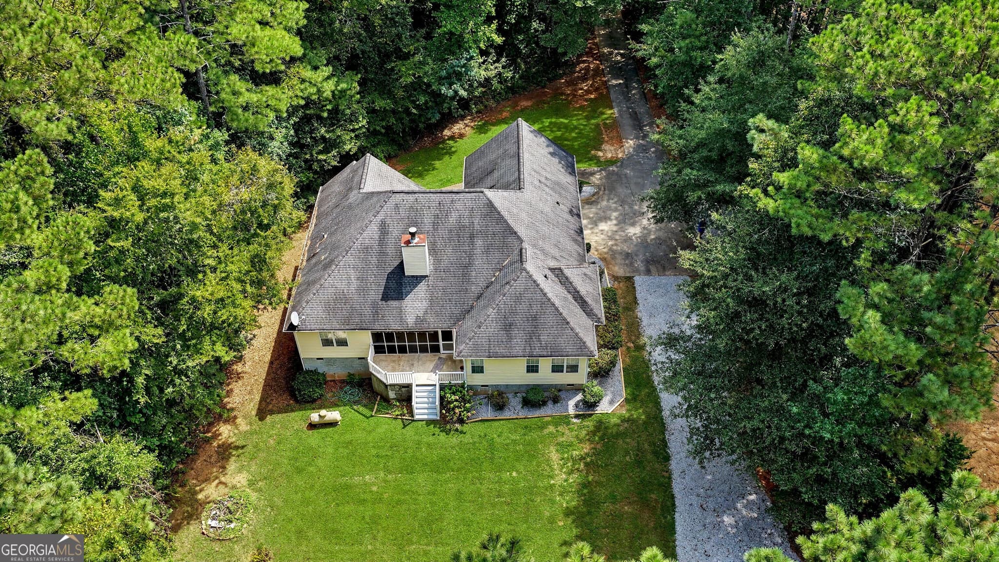 3 bedroom, 2 bathroom, 2,178 sq ft single family residence for sale at 51 Creekwood Drive, Griffin, GA 30223 — photo 7
