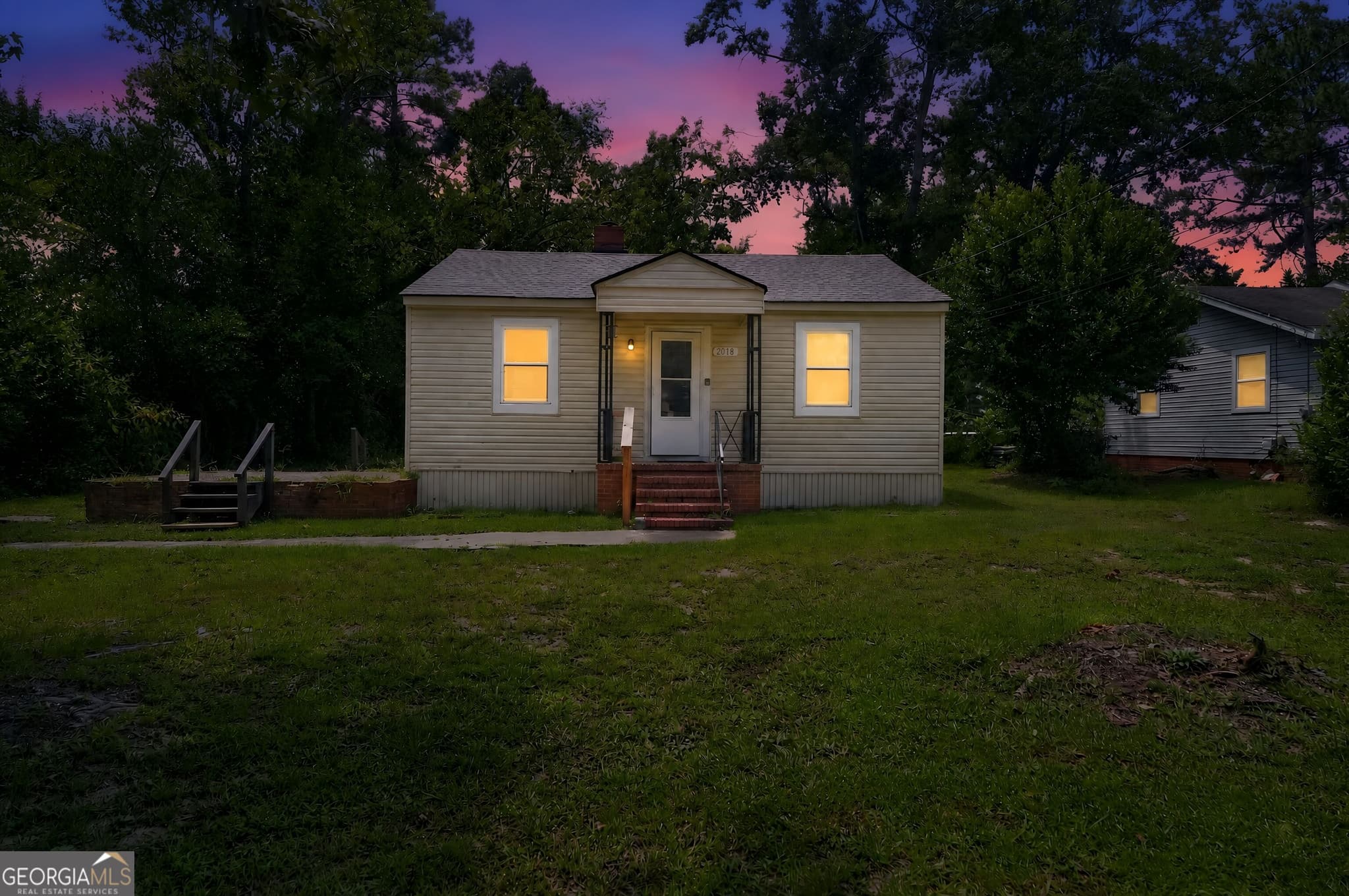 2 bedroom, 1 bathroom, 725 sq ft single family residence for sale at 2018 Virginia Avenue, Augusta, GA 30906 — photo 1 of 16