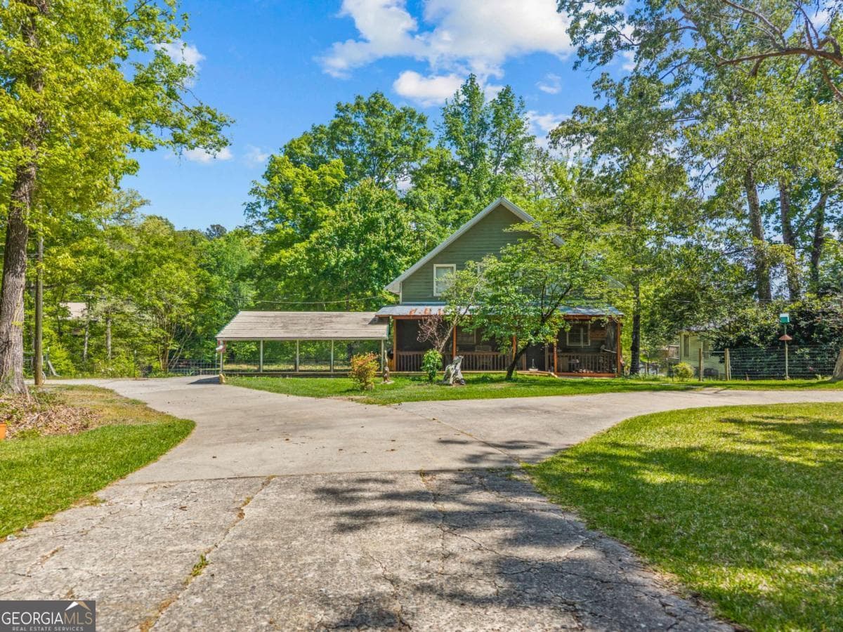 3 bedroom, 2.5 bathroom, 1,890 sq ft single family residence for sale at 103 Little River Drive, Eatonton, GA 31024