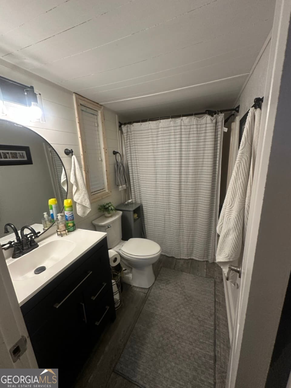 1 bedroom, 1 bathroom, 780 sq ft cabin,single family residence for sale at 126 Corey Creek Lane, Clarkesville, GA 30523 — photo 4