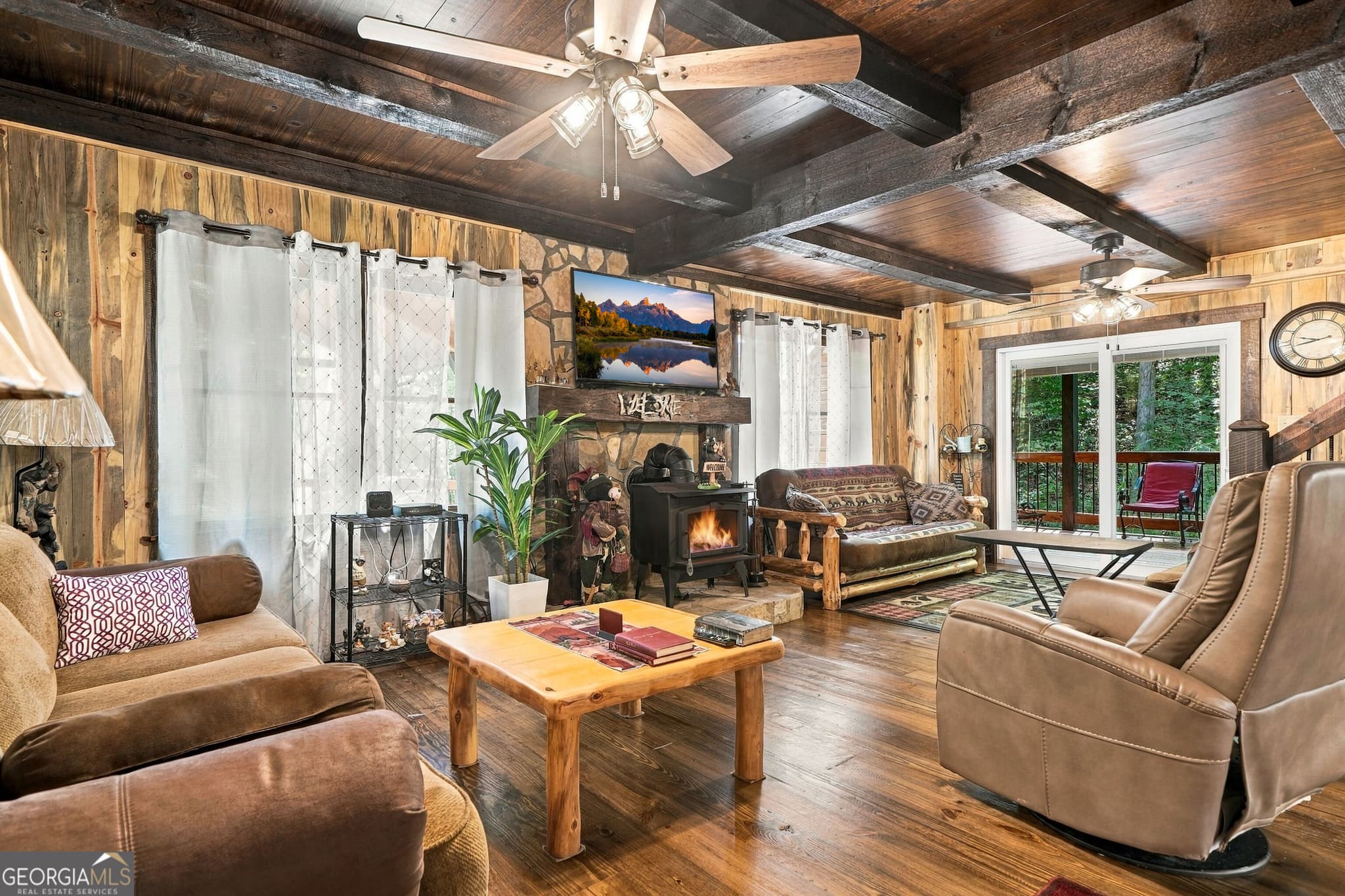 5 bedroom, 3 bathroom, 1,920 sq ft cabin,single family residence for sale at 268 Mission Hill Road, Ellijay, GA 30540 — photo 3