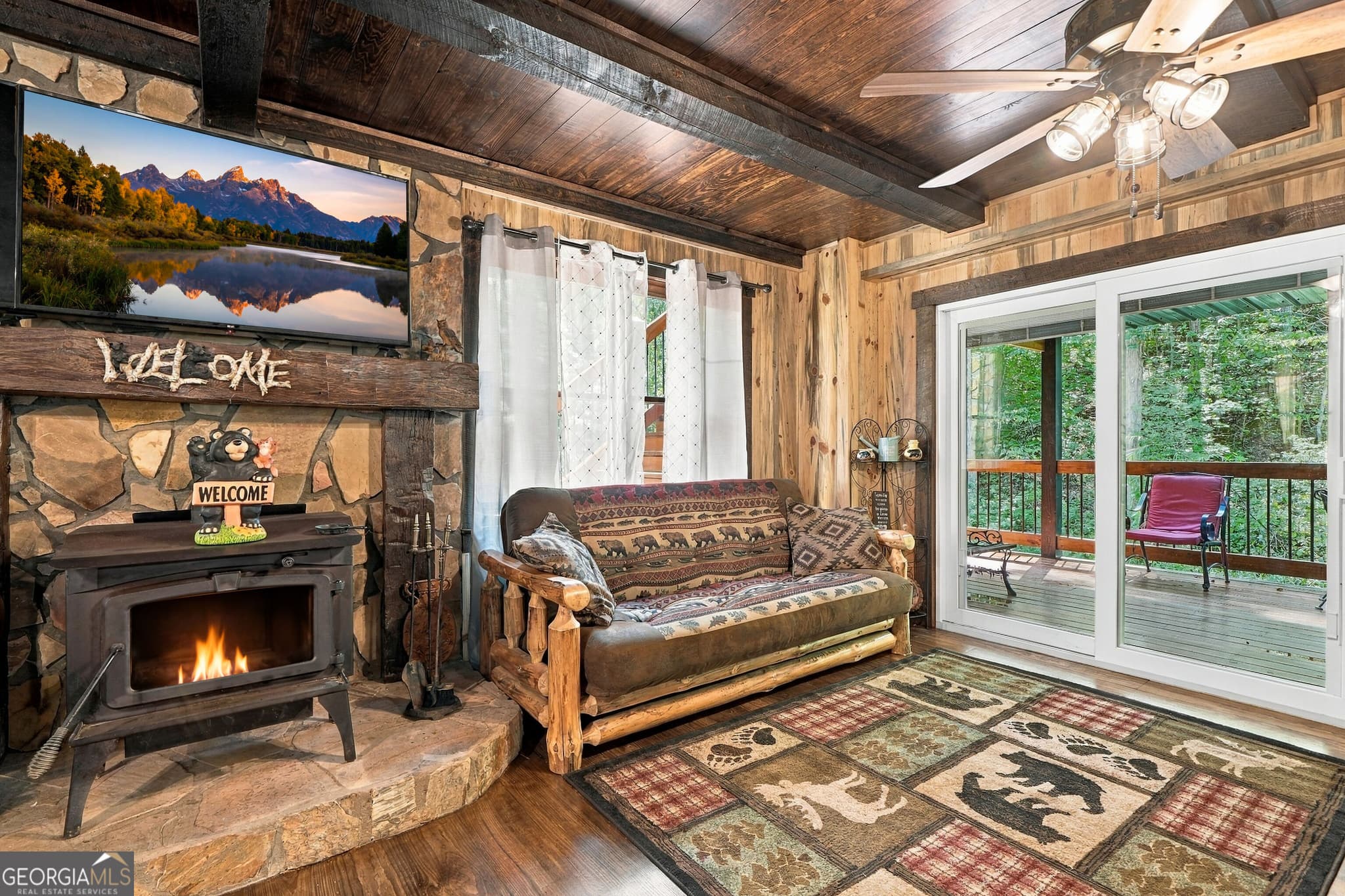 5 bedroom, 3 bathroom, 1,920 sq ft cabin,single family residence for sale at 268 Mission Hill Road, Ellijay, GA 30540 — photo 5
