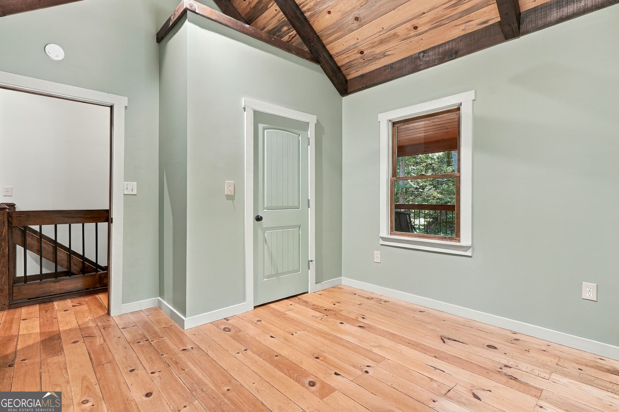 5 bedroom, 3 bathroom, 1,920 sq ft cabin,single family residence for sale at 268 Mission Hill Road, Ellijay, GA 30540 — photo 10