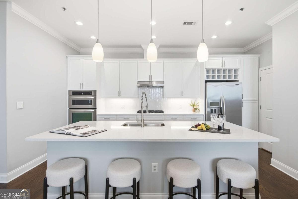 3 bedroom, 3 bathroom, 2,027 sq ft condominium for sale at 270 17th Street 4306, Atlanta, GA 30363 — photo 7