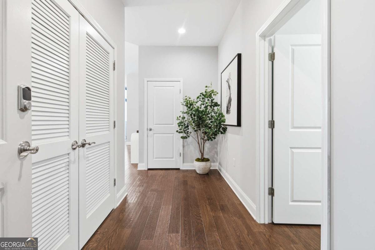 3 bedroom, 3 bathroom, 2,027 sq ft condominium for sale at 270 17th Street 4306, Atlanta, GA 30363 — photo 3