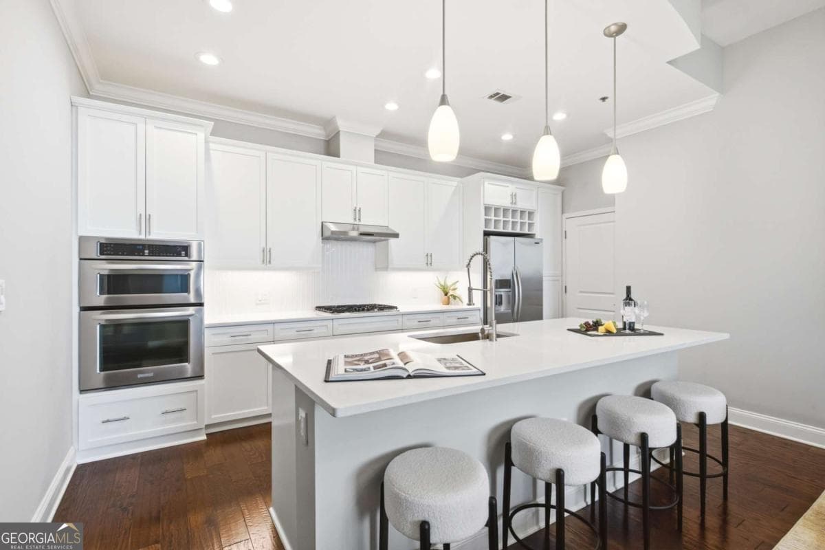 3 bedroom, 3 bathroom, 2,027 sq ft condominium for sale at 270 17th Street 4306, Atlanta, GA 30363 — photo 1 of 56