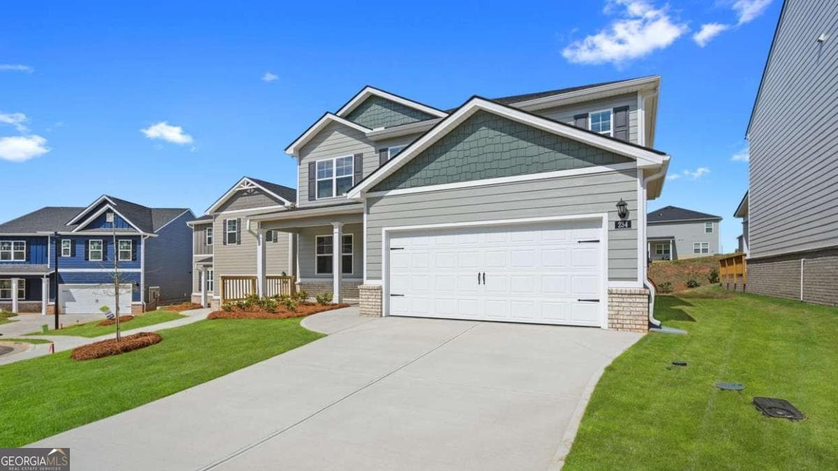 5 bedroom, 3.5 bathroom single family residence sold at 332 Moosehead Trail, Hoschton, GA 30548
