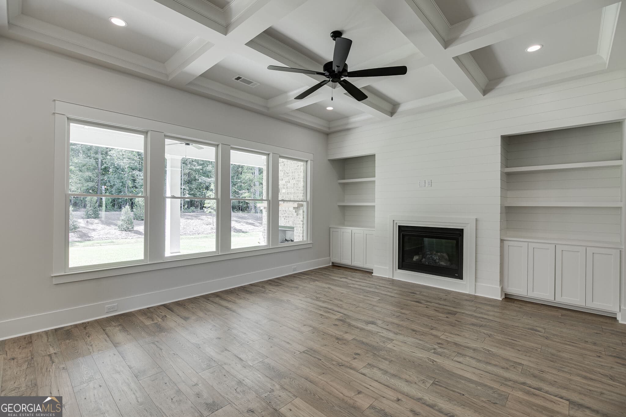 4 bedroom, 3 bathroom, 2,549 sq ft single family residence for sale at 357 Lake Vista Drive, Statham, GA 30666 — photo 6