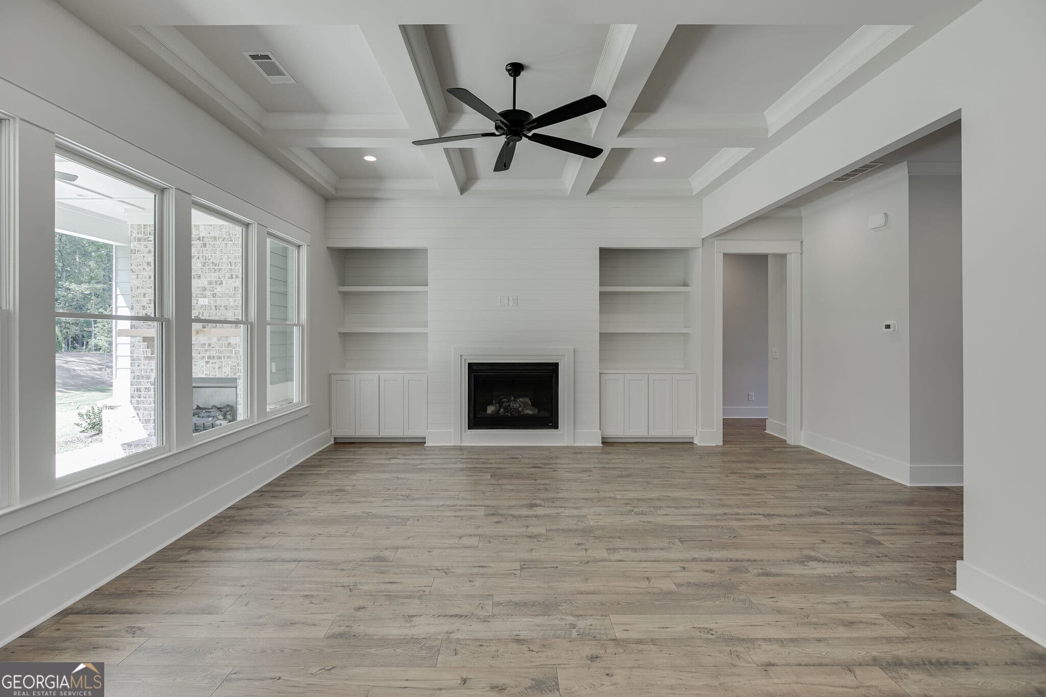 4 bedroom, 3 bathroom, 2,549 sq ft single family residence for sale at 357 Lake Vista Drive, Statham, GA 30666 — photo 7