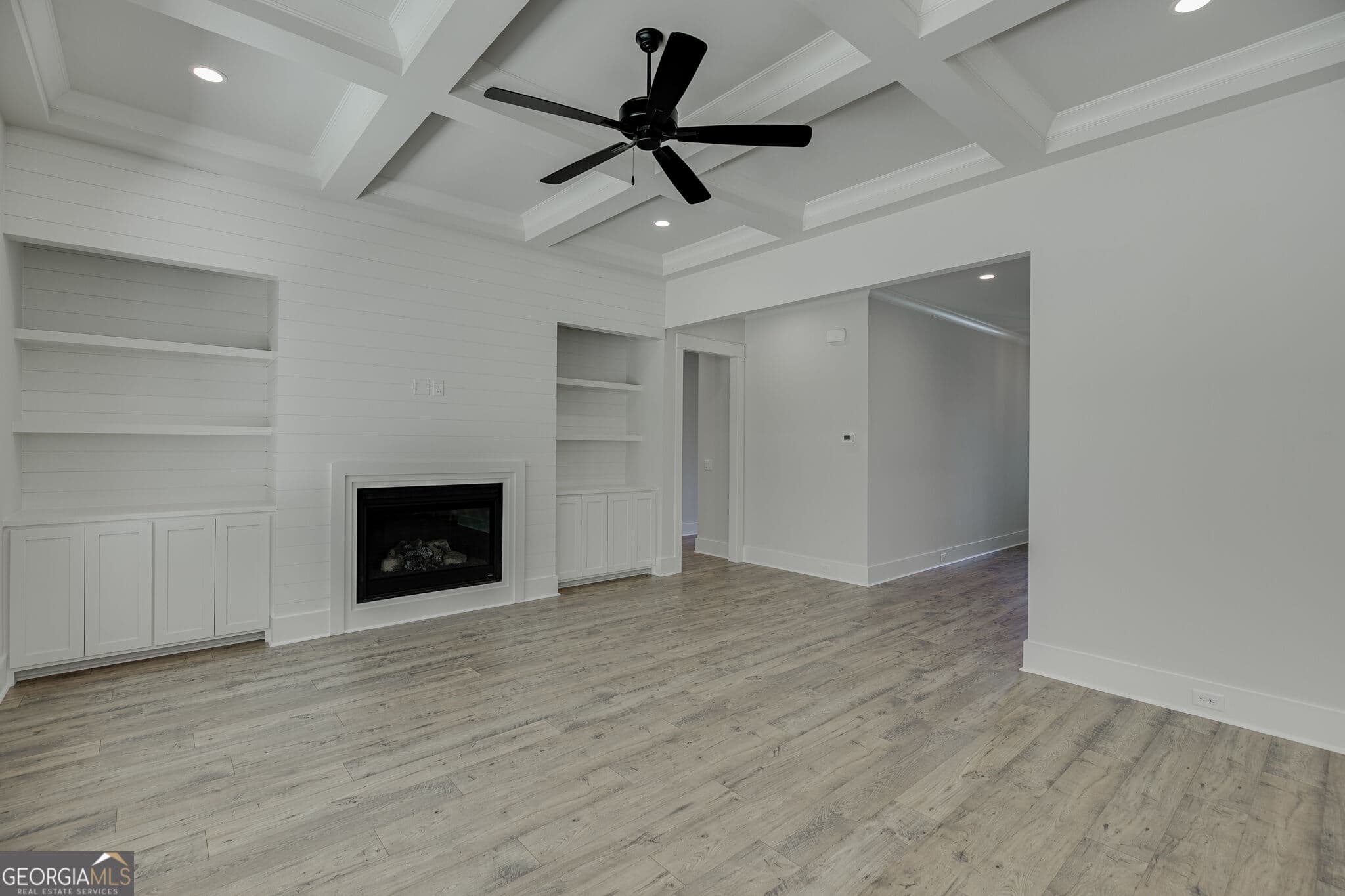 4 bedroom, 3 bathroom, 2,549 sq ft single family residence for sale at 357 Lake Vista Drive, Statham, GA 30666 — photo 8