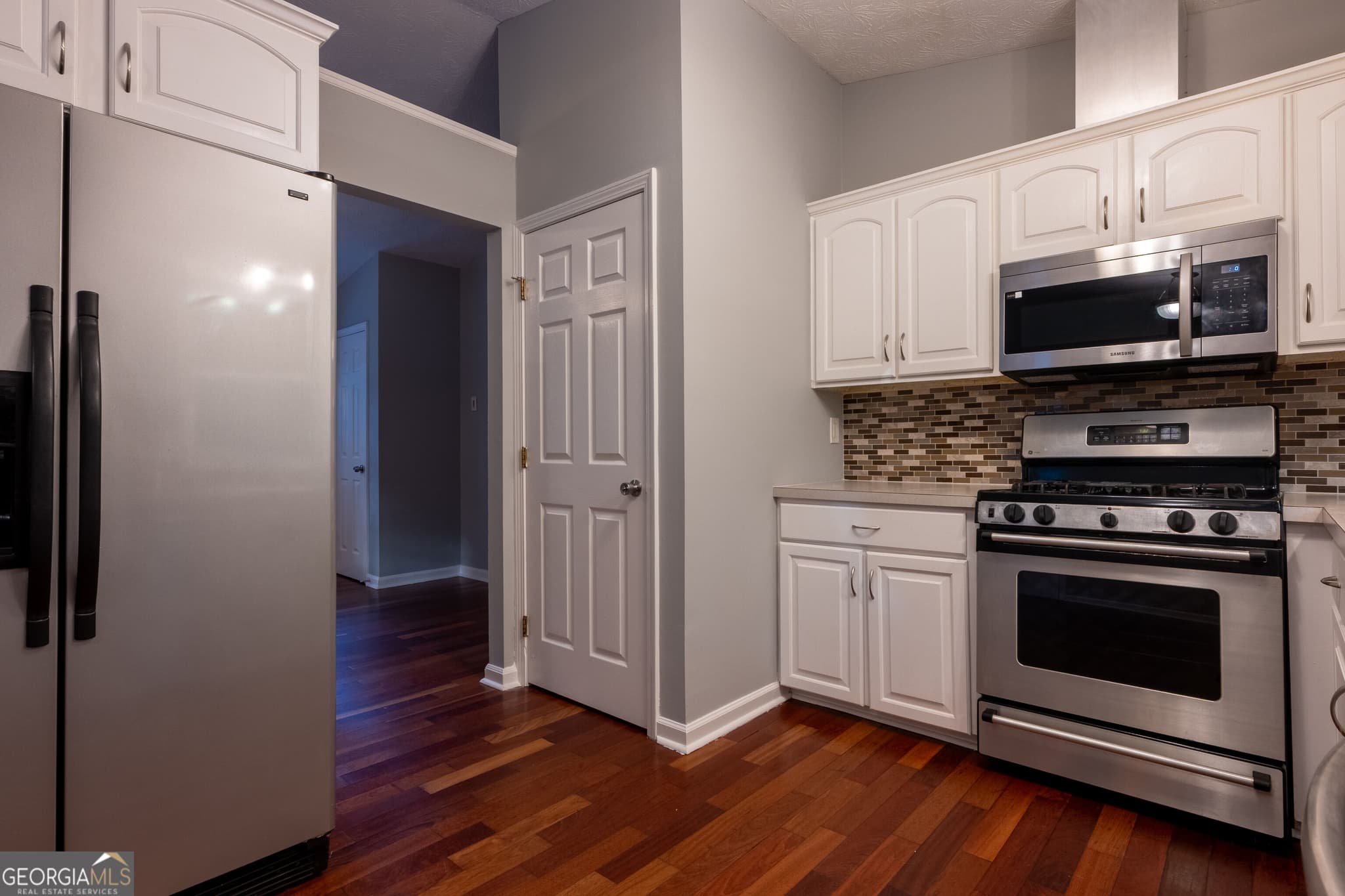 4 bedroom, 3 bathroom, 2,400 sq ft single family residence for sale at 2424 Rhine Court, Lawrenceville, GA 30043 — photo 7