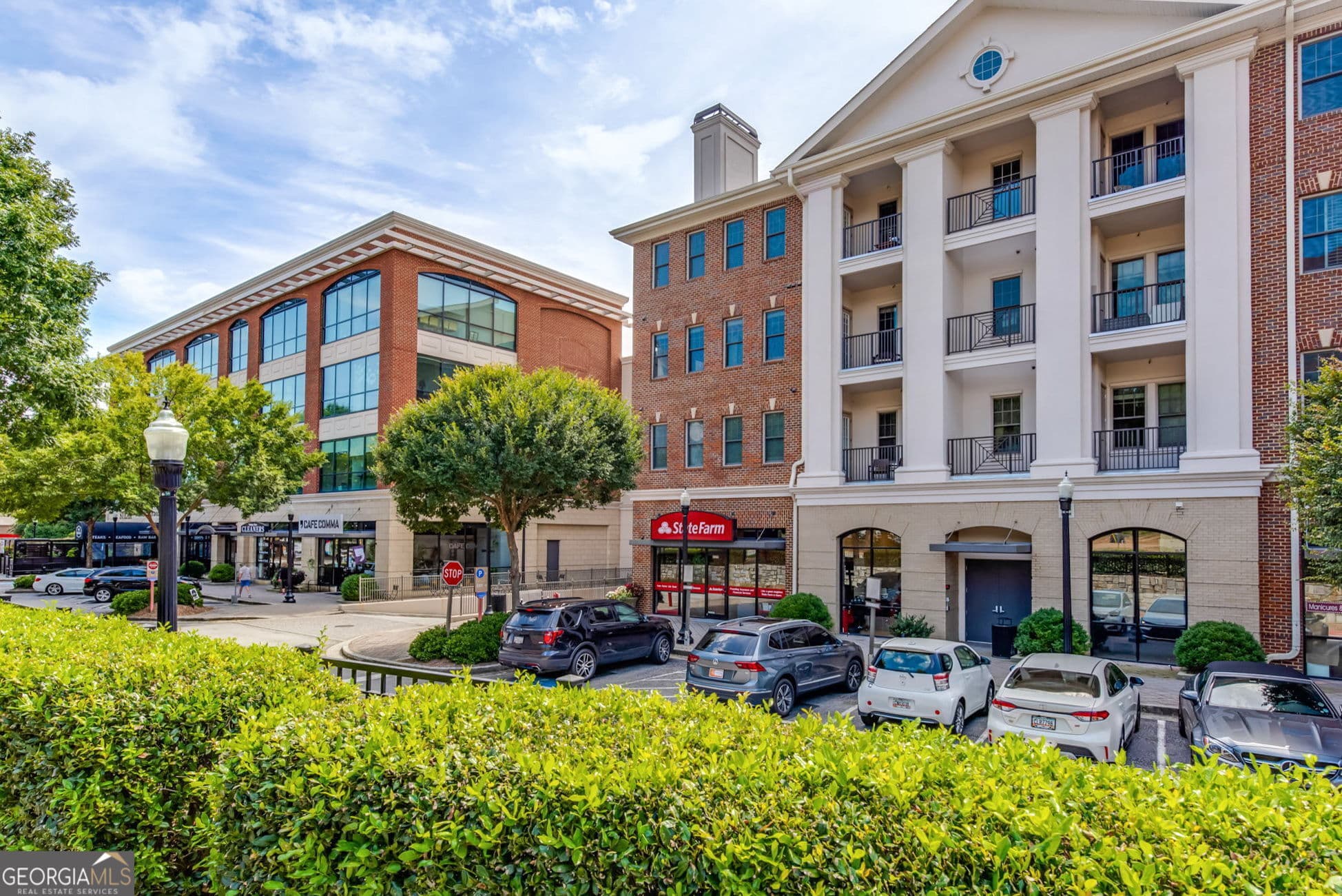 2 bedroom, 2 bathroom, 1,363 sq ft condominium sold at 3621 Vinings Slope 2521, Atlanta, GA 30339