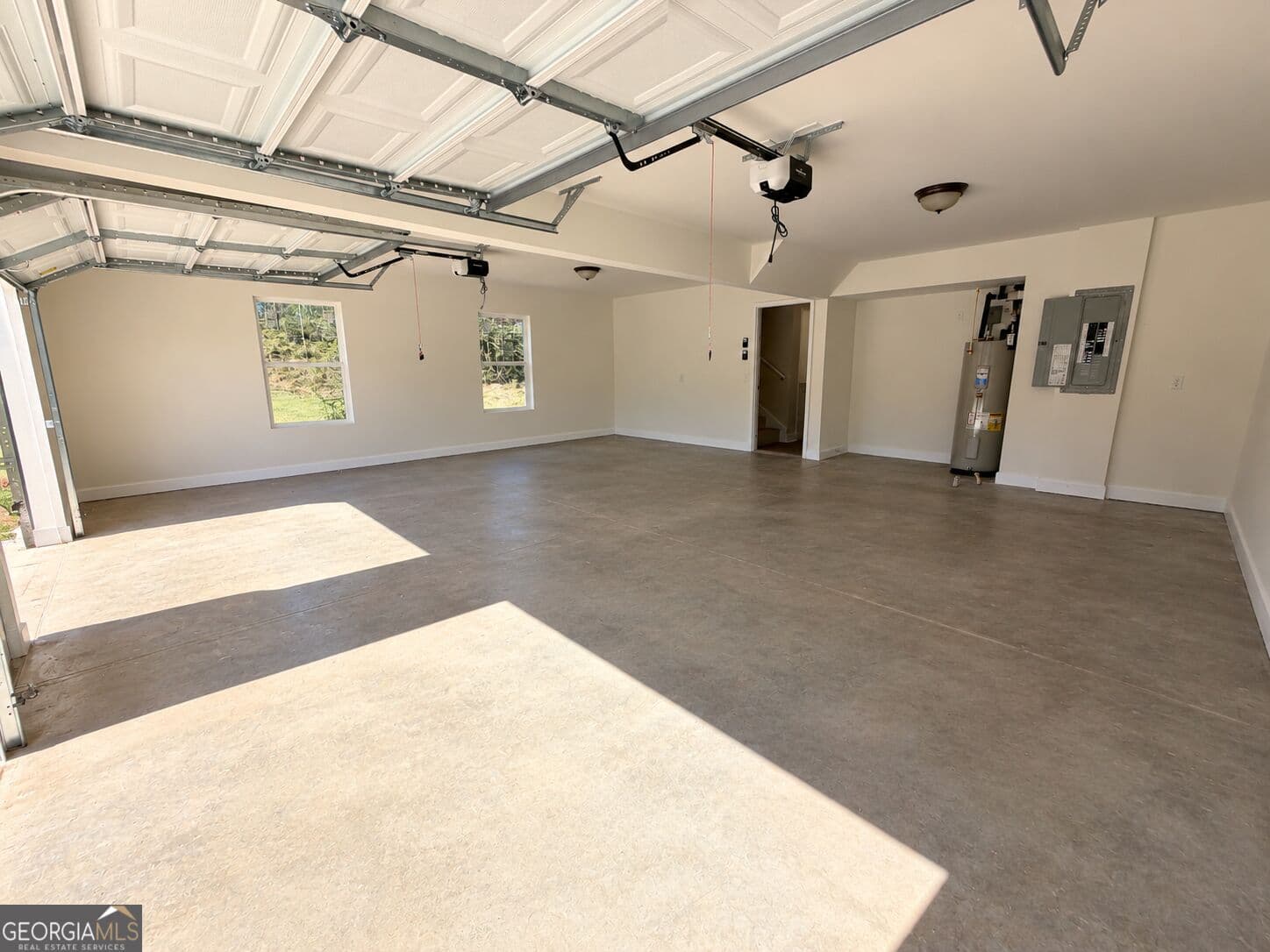 3 bedroom, 3 bathroom, 2,070 sq ft single family residence for sale at 380 Nancy Town Road, Mount Airy, GA 30563 — photo 3