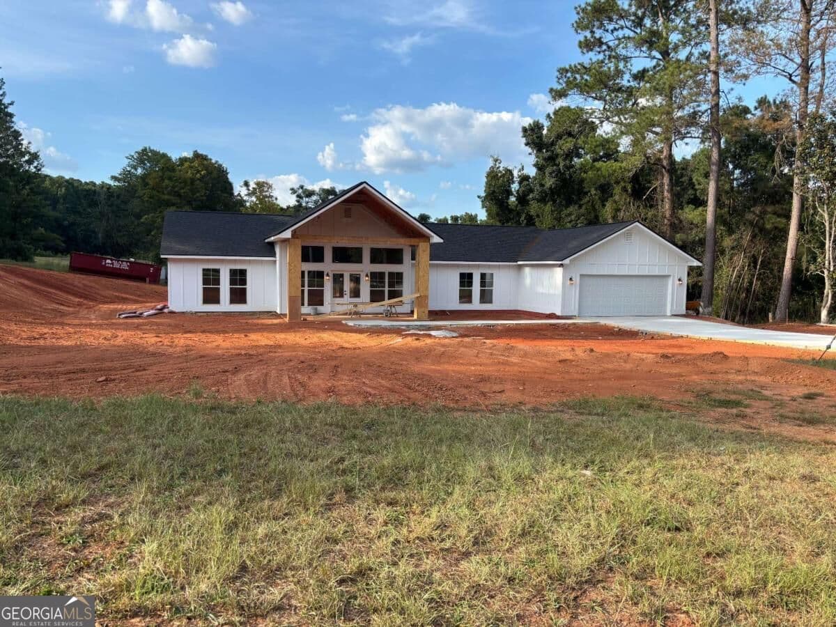 4 bedroom, 3 bathroom, 2,345 sq ft single family residence for sale at 960 Cameron Mill Road, Lagrange, GA 30240 — photo 3