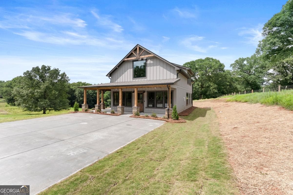 3 bedroom, 2.5 bathroom, 1,961 sq ft single family residence for sale at 216 Arthur Allen Road, Cleveland, GA 30528 — photo 5