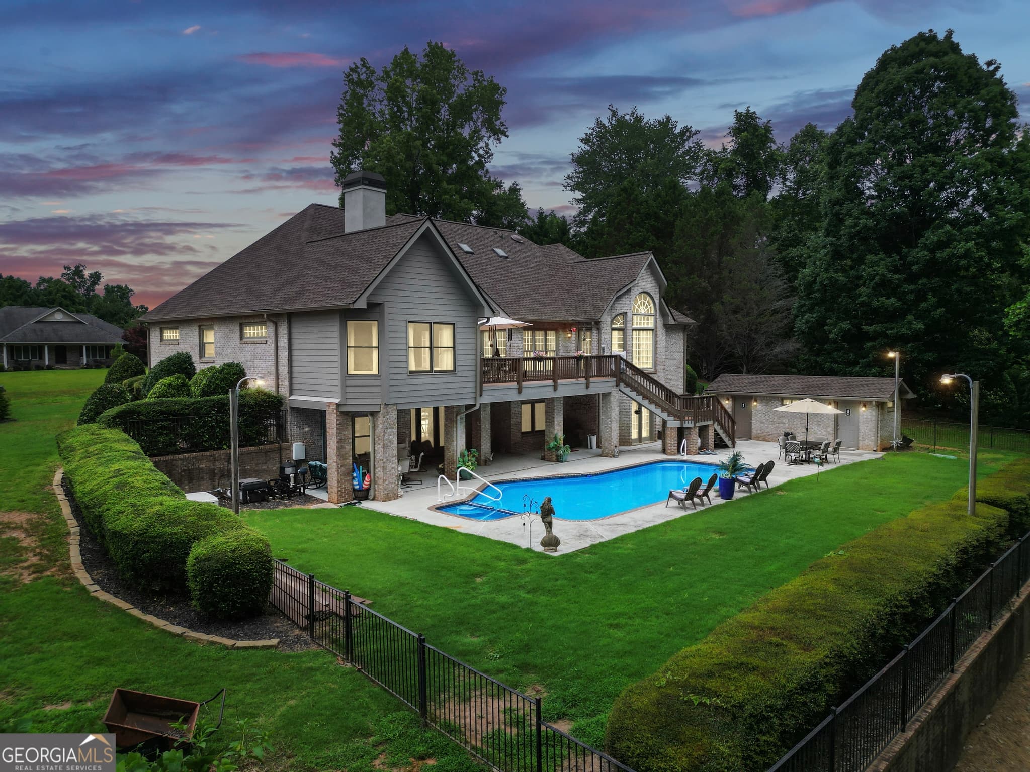 6 bedroom, 4.5 bathroom, 6,557 sq ft single family residence for sale at 46 Riverview Drive, Dawsonville, GA 30534 — photo 4