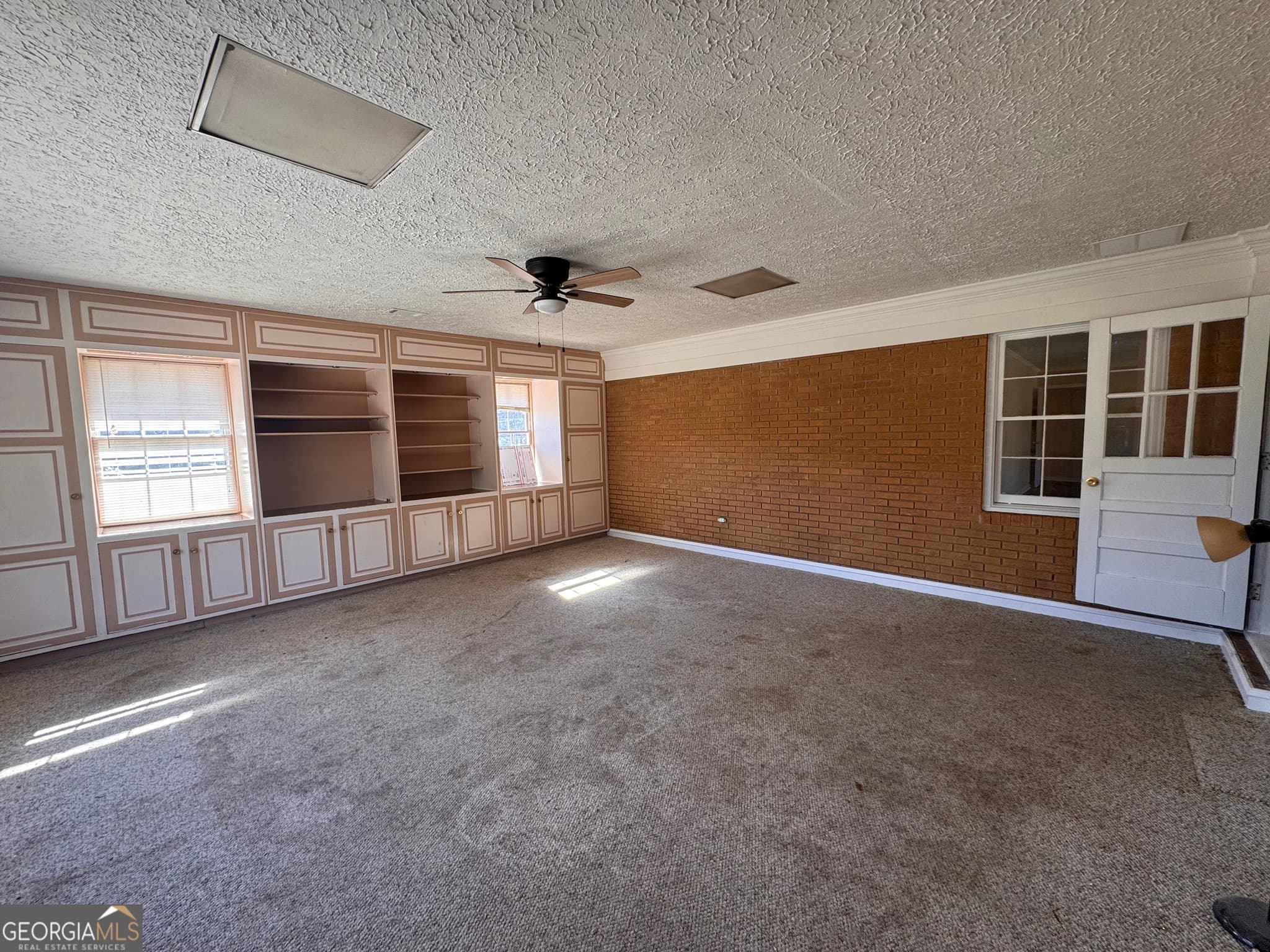 3 bedroom, 2 bathroom, 2,206 sq ft single family residence for sale at 5175 Forest Drive, Covington, GA 30014 — photo 7