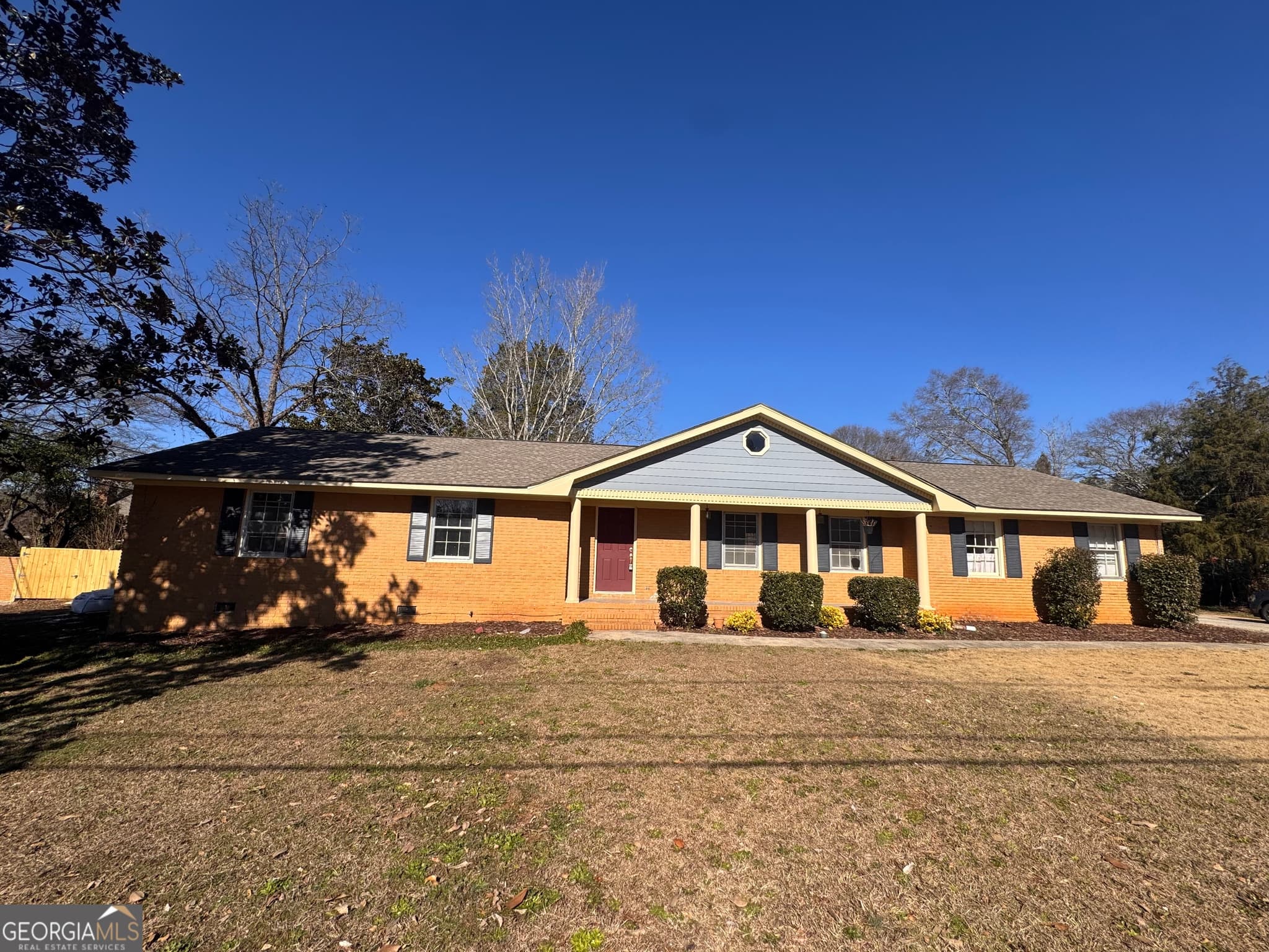 3 bedroom, 2 bathroom, 2,206 sq ft single family residence for sale at 5175 Forest Drive, Covington, GA 30014 — photo 1 of 30