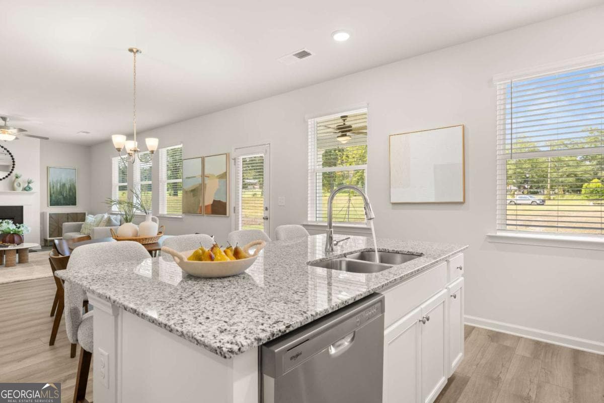 4 bedroom, 2.5 bathroom, 2,506 sq ft single family residence for sale at 1786 Kingsmere Run Drive LOT 11, Loganville, GA 30052 — photo 9