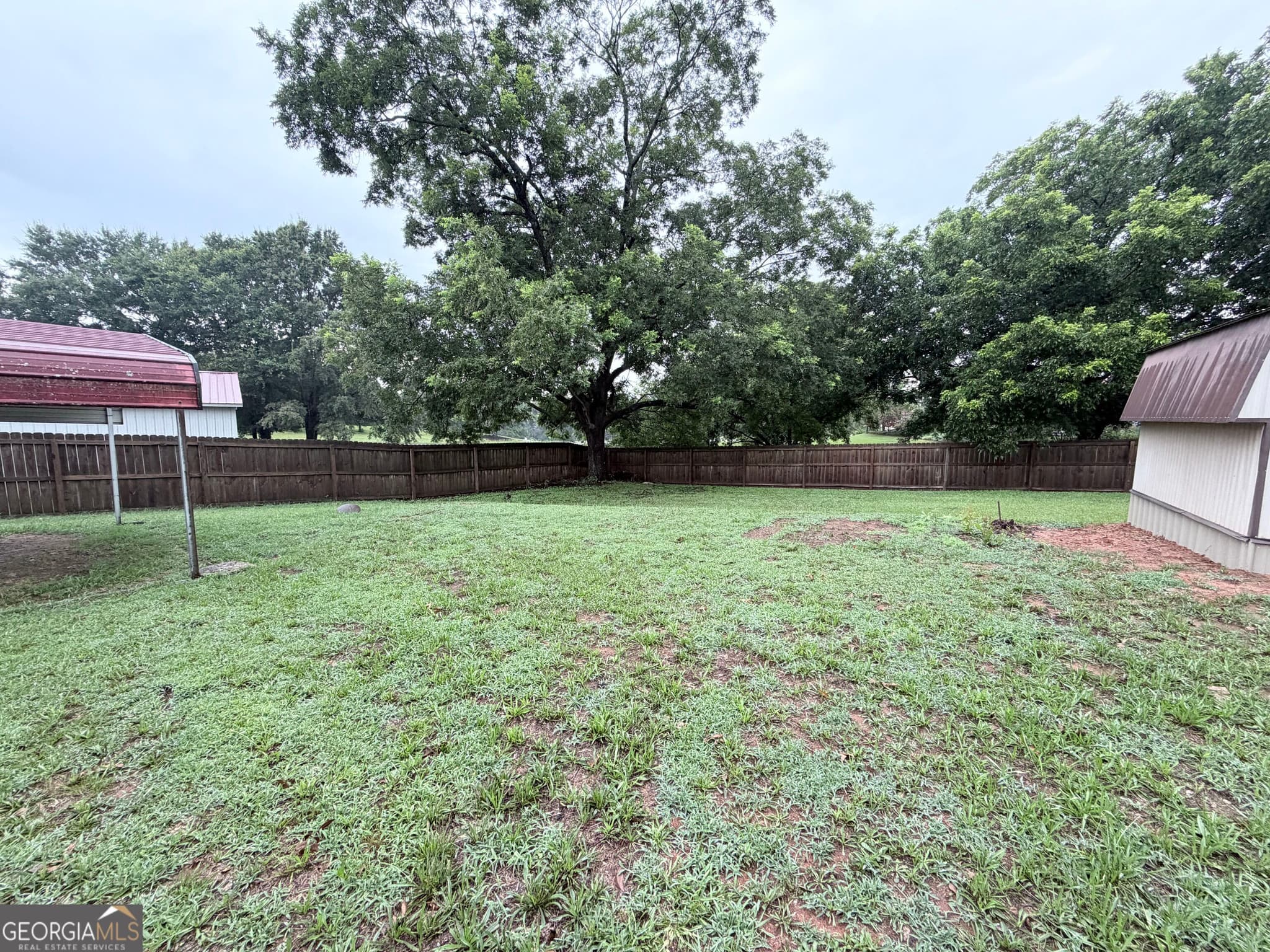 2 bedroom, 1 bathroom, 968 sq ft single family residence for rent at 75 Williams Street, Royston, GA 30662 for $1,350 a month — photo 2