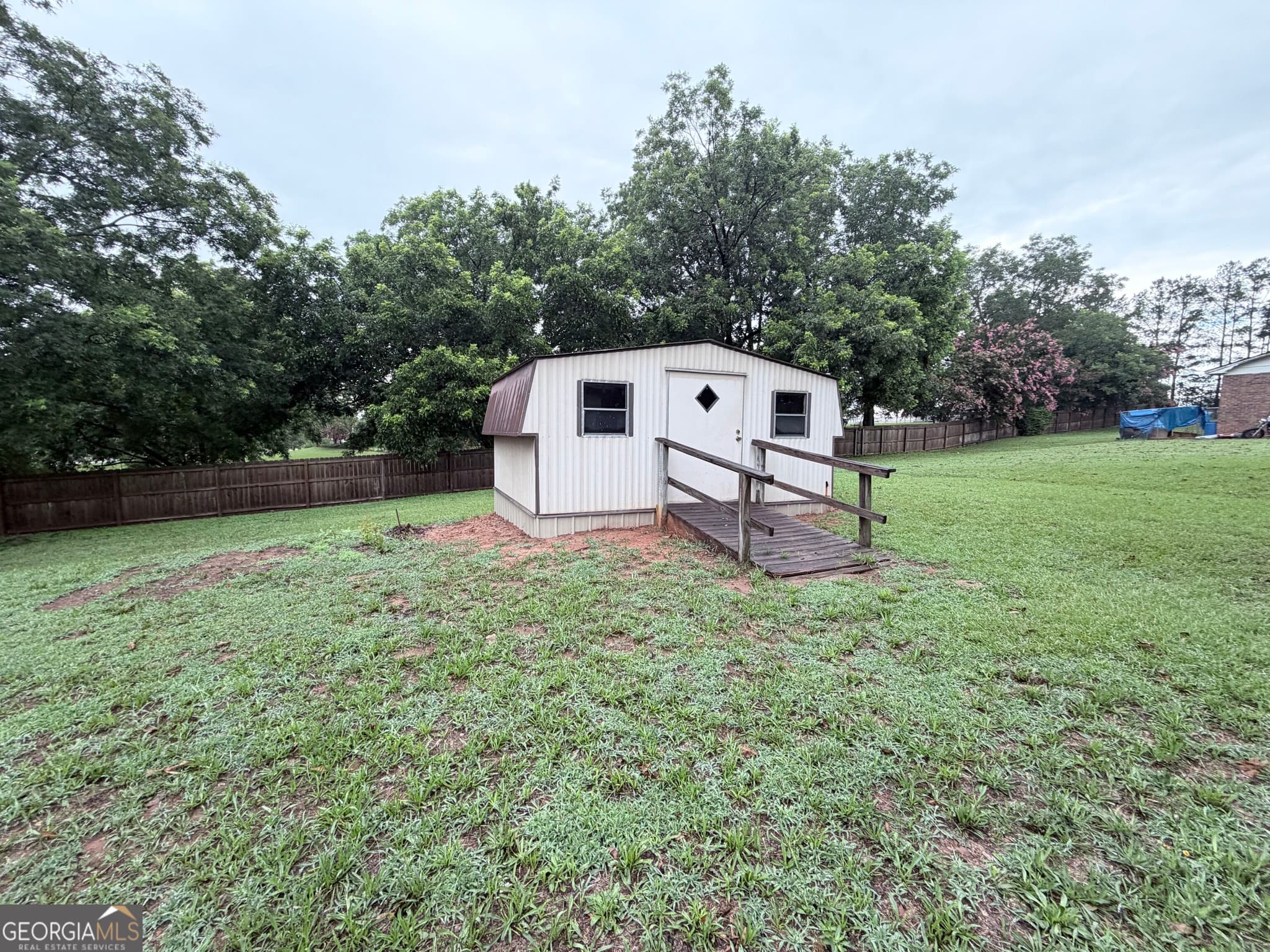 2 bedroom, 1 bathroom, 968 sq ft single family residence for rent at 75 Williams Street, Royston, GA 30662 for $1,350 a month — photo 3