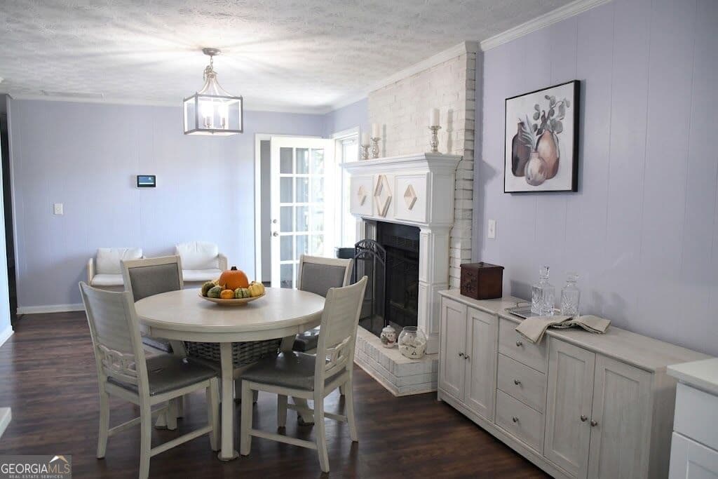 6 bedroom, 4 bathroom, 2,548 sq ft single family residence for sale at 2588 Kings Way, Lawrenceville, GA 30044 — photo 5