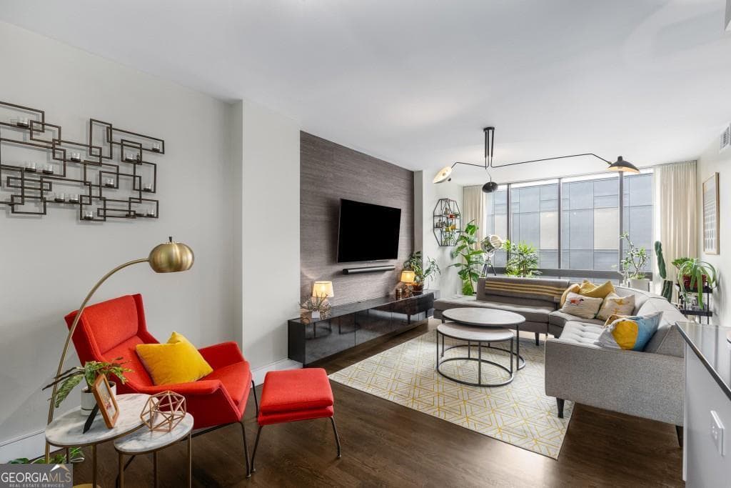 2 bedroom, 2 bathroom, 1,460 sq ft condominium for sale at 145 15th Street APT 826, Atlanta, GA 30309 — photo 4