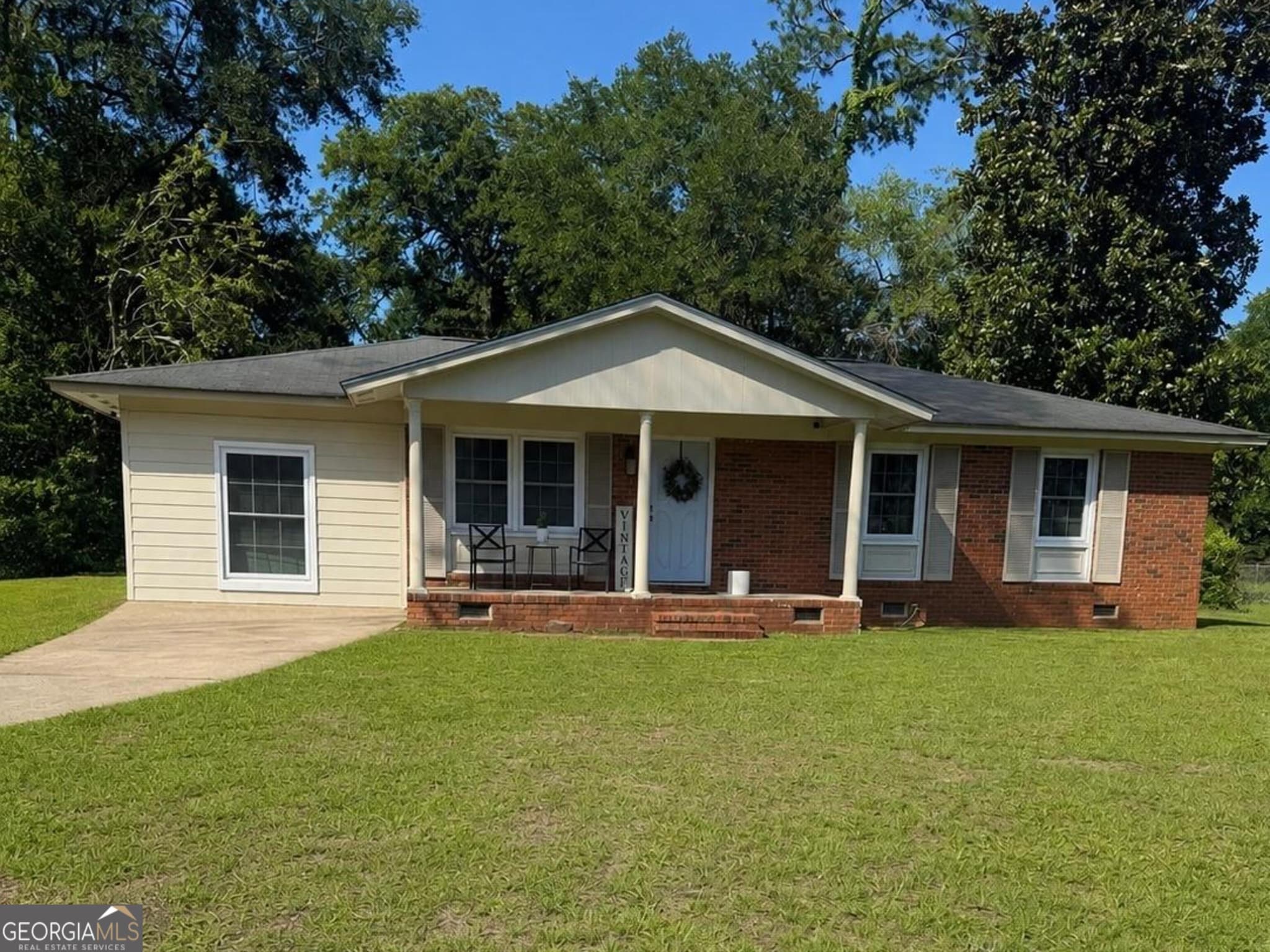 3 bedroom, 1.5 bathroom, 1,347 sq ft single family residence sold at 418 Vintage Road, Albany, GA 31705