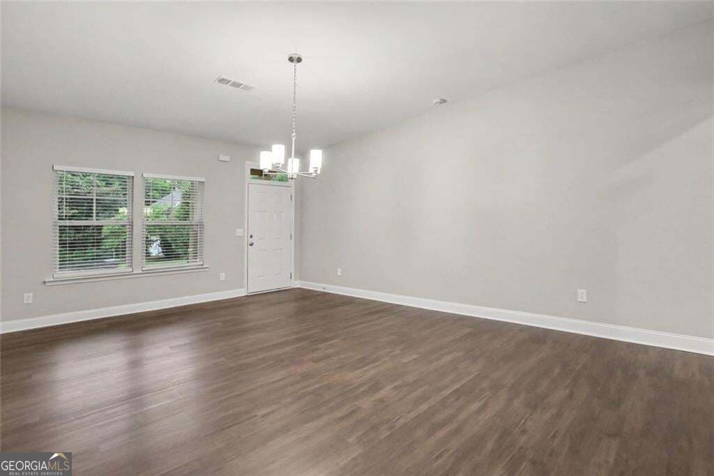 4 bedroom, 2.5 bathroom, 2,344 sq ft single family residence for sale at 316 Trae Court, Hampton, GA 30228 — photo 7