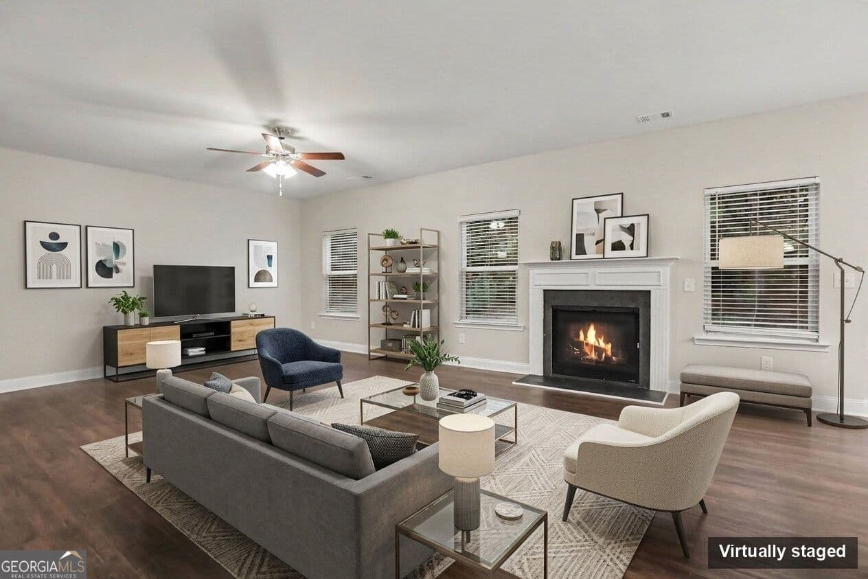 4 bedroom, 2.5 bathroom, 2,344 sq ft single family residence for sale at 316 Trae Court, Hampton, GA 30228 — photo 5