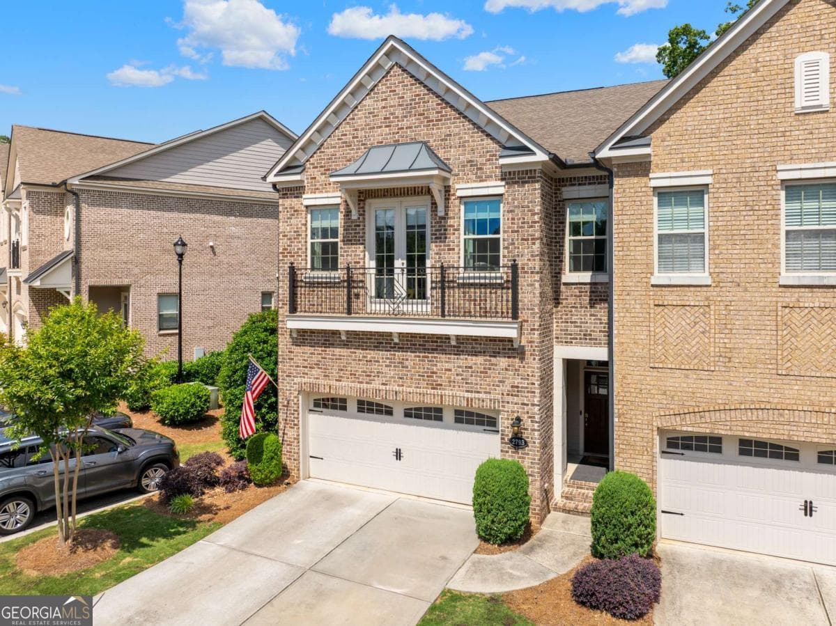 4 bedroom, 3.5 bathroom townhouse sold at 2793 Avington Lane, Smyrna, GA 30080