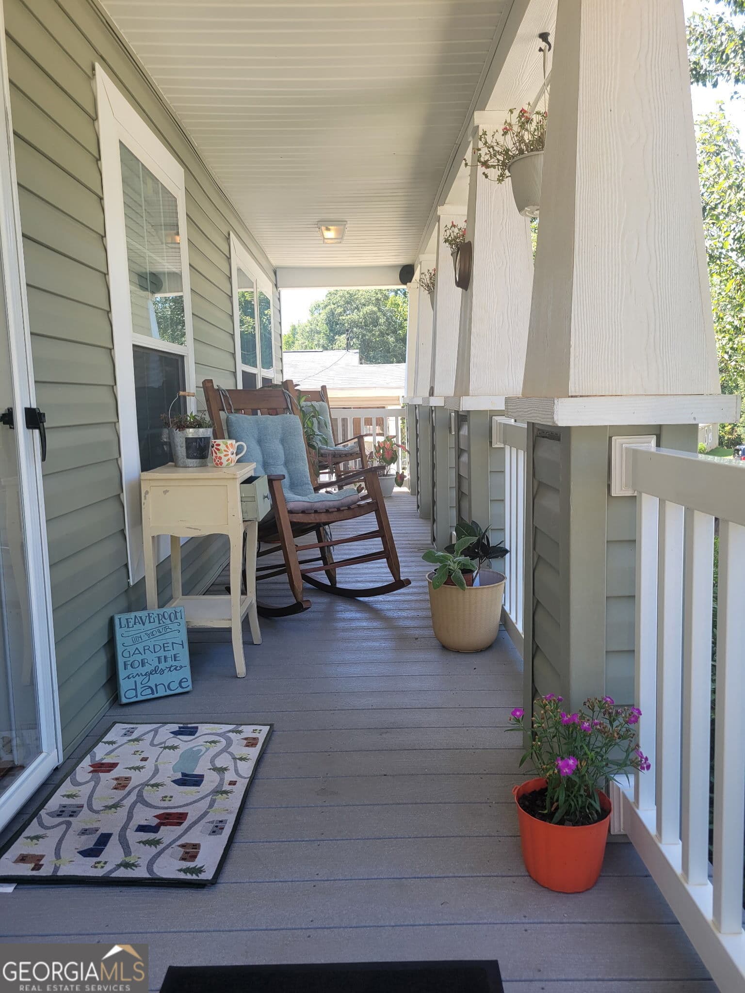 3 bedroom, 2 bathroom, 1,510 sq ft manufactured home,single family residence for sale at 14 Redwood Circle, Newnan, GA 30263 — photo 3