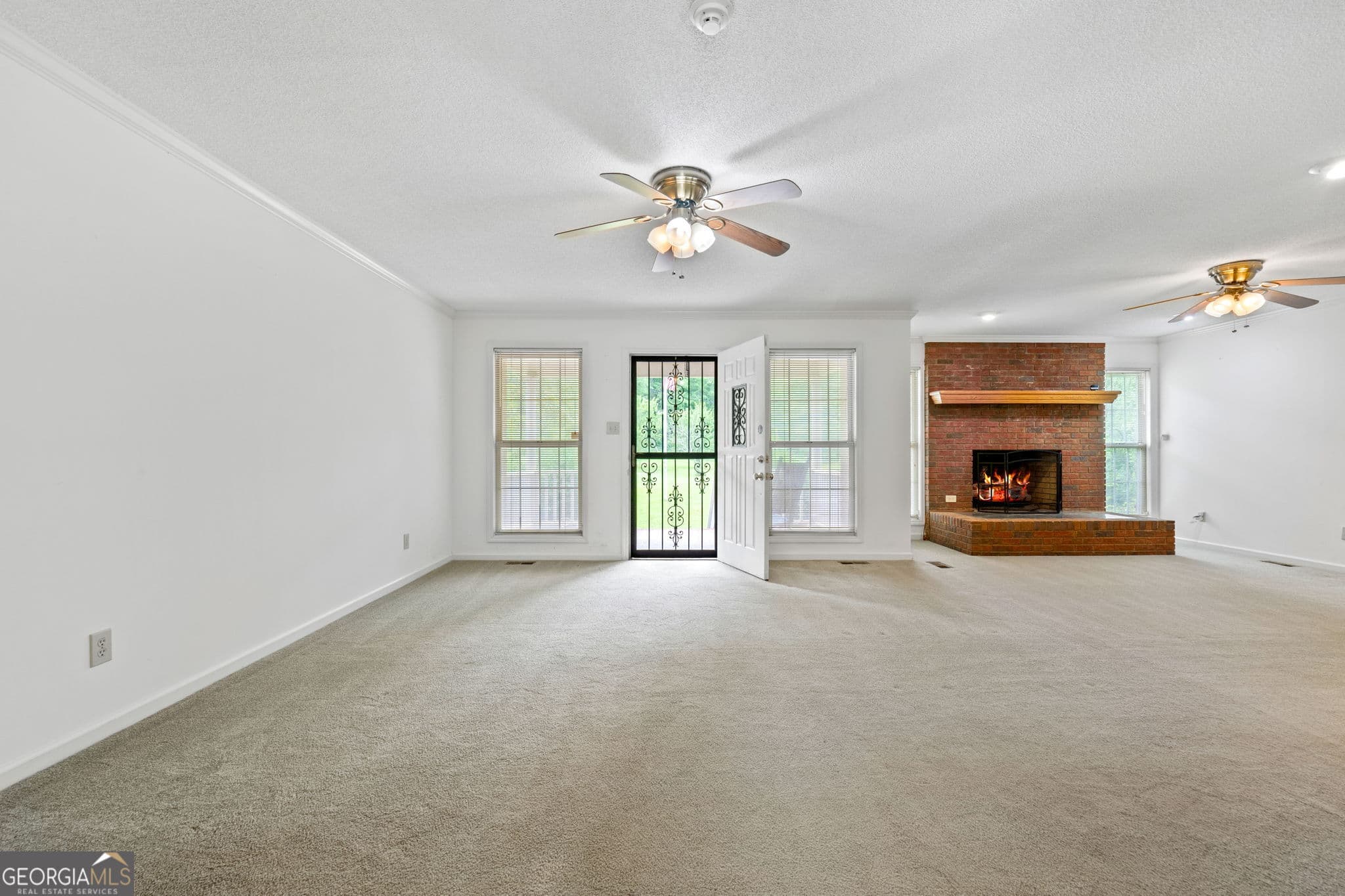 3 bedroom, 2 bathroom, 2,394 sq ft single family residence for sale at 394 Hunter Road, Griffin, GA 30224 — photo 6