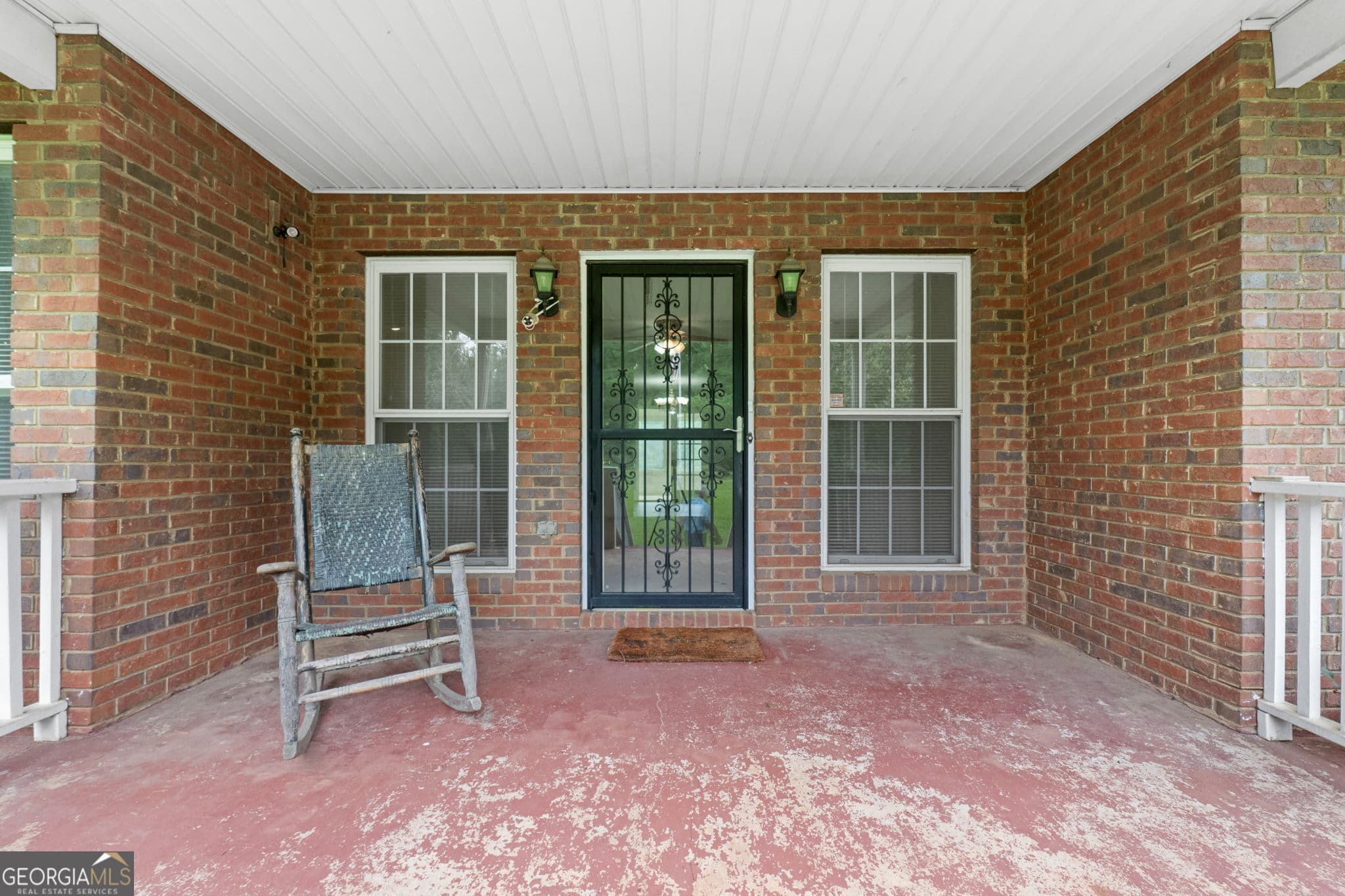 3 bedroom, 2 bathroom, 2,394 sq ft single family residence for sale at 394 Hunter Road, Griffin, GA 30224 — photo 5