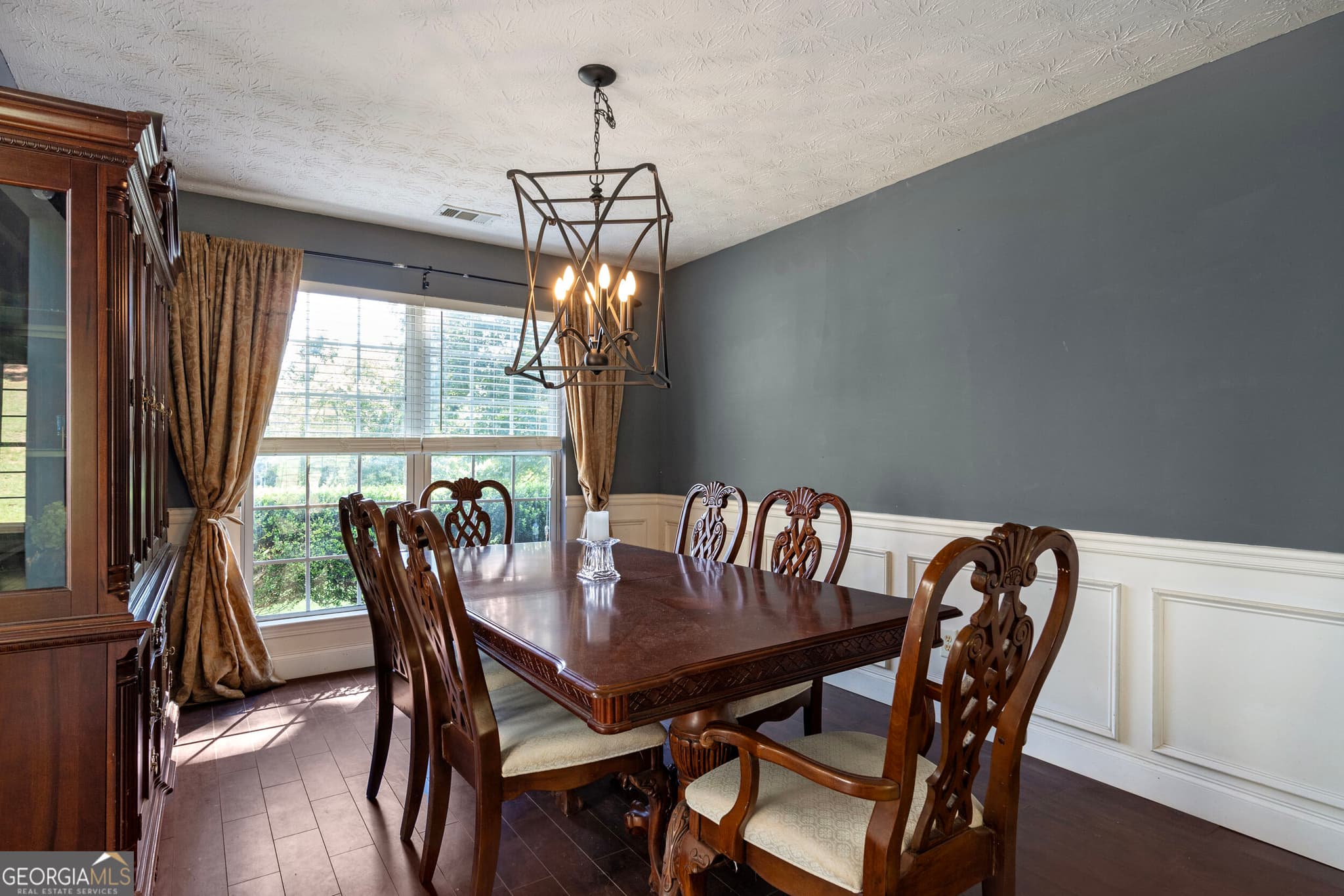 3 bedroom, 2 bathroom, 1,726 sq ft single family residence for sale at 4238 Riviere Point, Gainesville, GA 30507 — photo 5