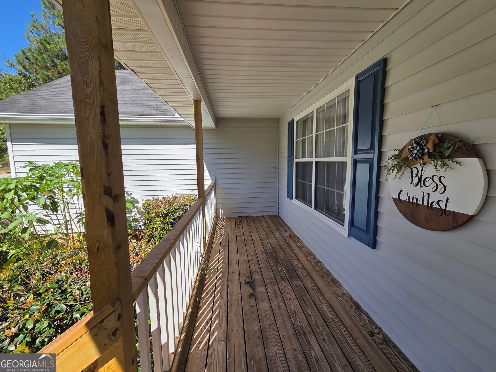 3 bedroom, 2 bathroom, 1,706 sq ft single family residence for sale at 801 Pointe Trail, Locust Grove, GA 30248 — photo 4
