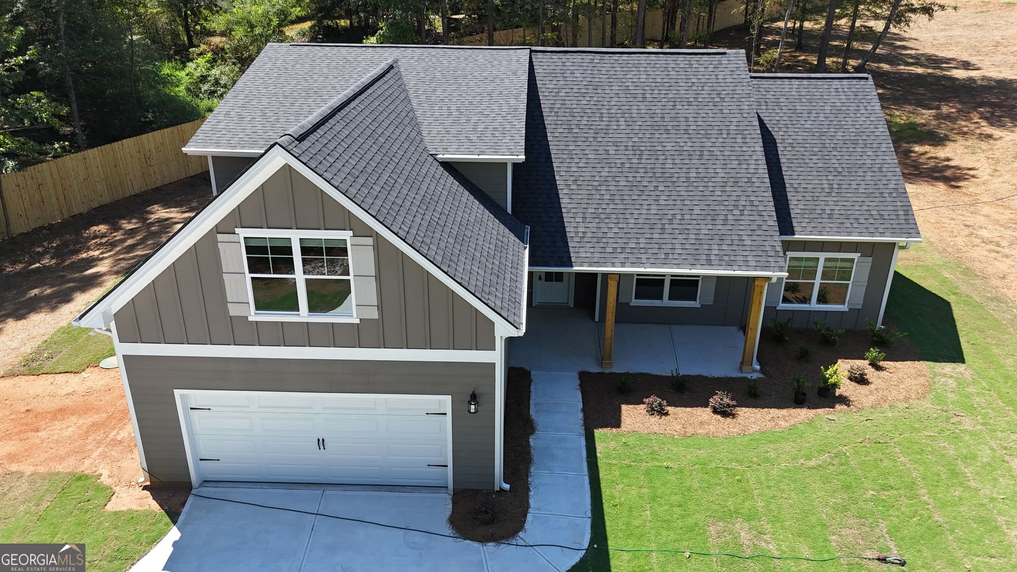 4 bedroom, 3 bathroom, 2,351 sq ft single family residence for sale at 480 Bohannon Road, Grantville, GA 30220 — photo 2