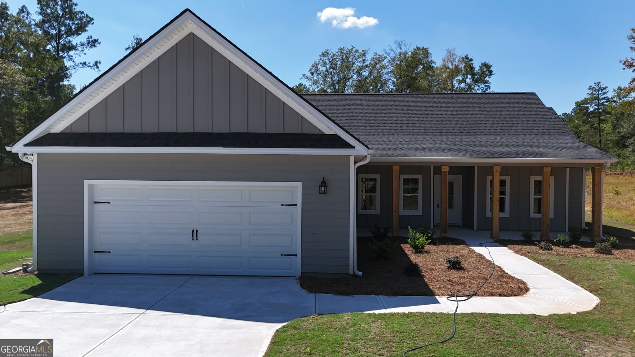 4 bedroom, 3 bathroom, 2,351 sq ft single family residence for sale at 480 Bohannon Road, Grantville, GA 30220 — photo 4