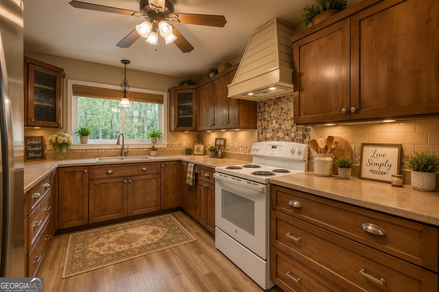 3 bedroom, 2 bathroom, 1,796 sq ft single family residence for sale at 339 Henderson Road, Young Harris, GA 30582 — photo 3