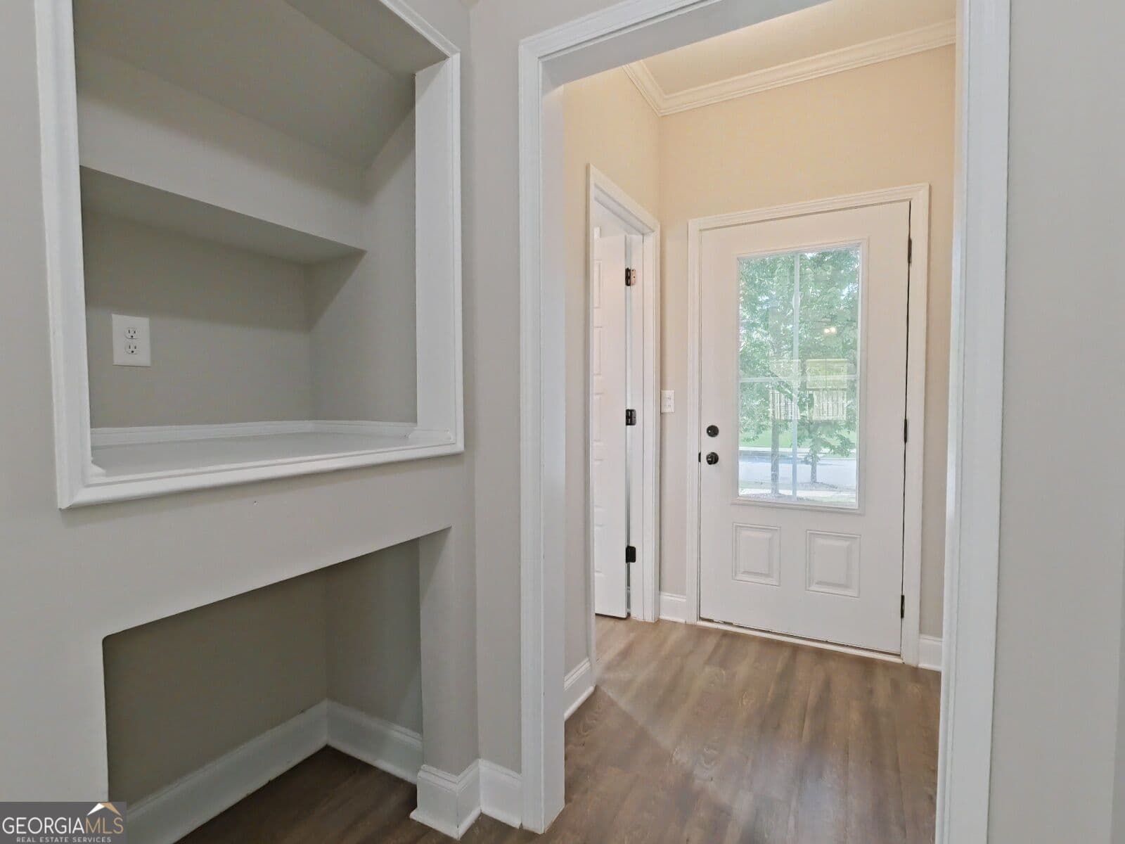 4 bedroom, 2.5 bathroom, 1,992 sq ft single family residence for rent at 719 Tree Top Trail, Evans, GA 30809 for $2,250 a month — photo 2