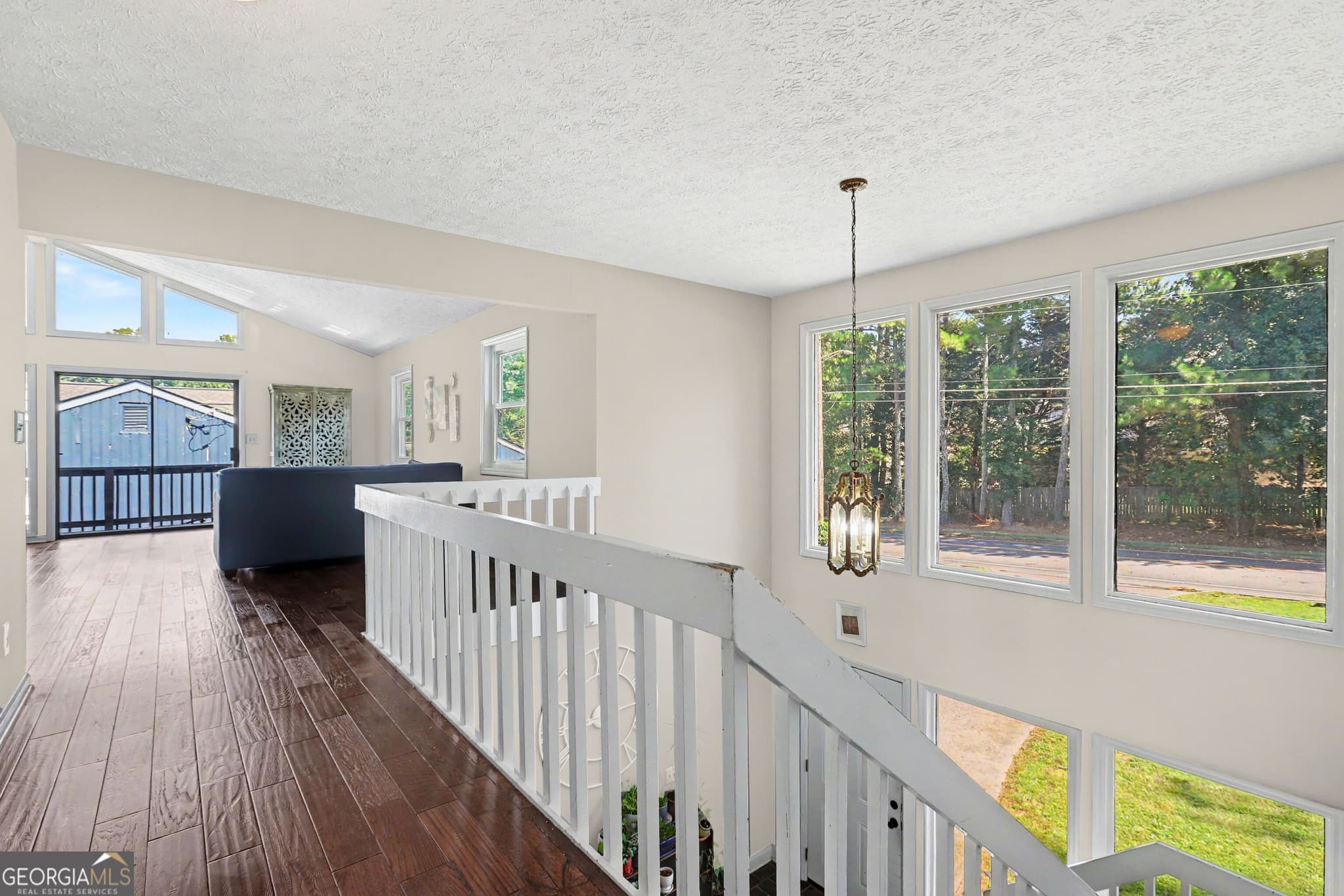 4 bedroom, 3 bathroom, 2,734 sq ft single family residence for rent at 3169 N Hembree Road, Marietta, GA 30062 for $3,100 a month — photo 6