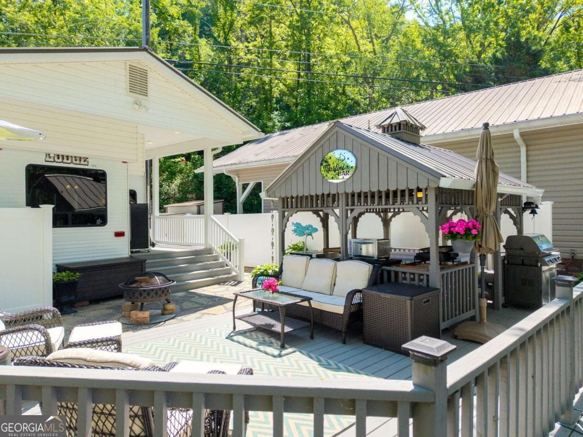 1 bedroom, 1 bathroom single family residence for sale at 4179 Riverbank Run 79A, Hiawassee, GA 30546 — photo 7