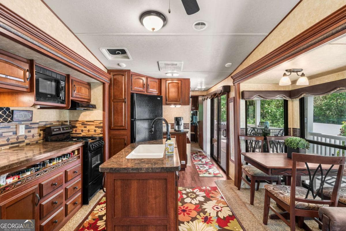 1 bedroom, 1 bathroom single family residence for sale at 4179 Riverbank Run 79A, Hiawassee, GA 30546 — photo 8