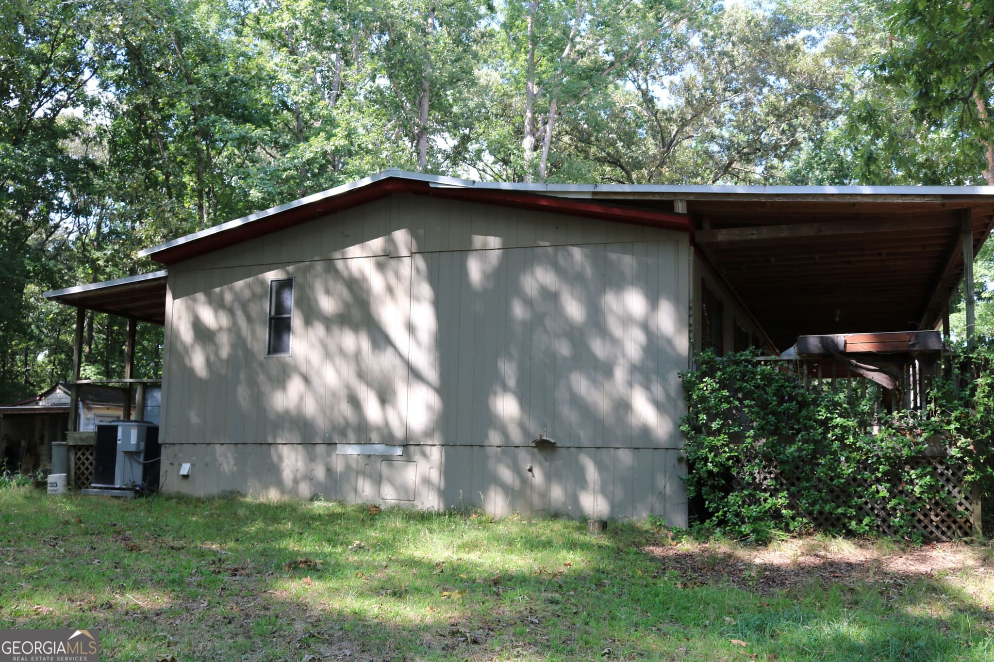 3 bedroom, 2 bathroom, 1,344 sq ft single family residence for sale at 2096 Roy Woods Road, Comer, GA 30629 — photo 4