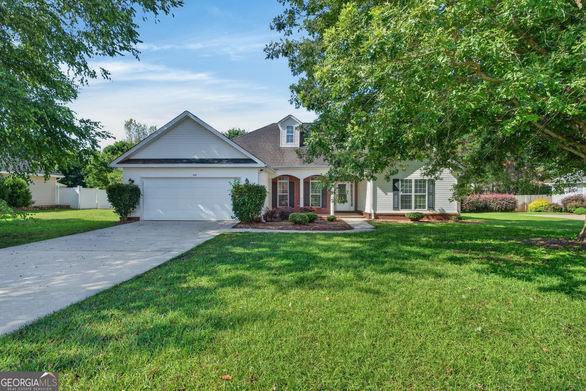 4 bedroom, 2 bathroom, 1,948 sq ft single family residence for sale at 226 Spring Chase Circle, Kathleen, GA 31047