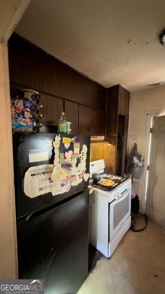 2 bedroom, 1 bathroom, 812 sq ft single family residence for sale at 1219 Burton Avenue, Macon, GA 31203 — photo 6