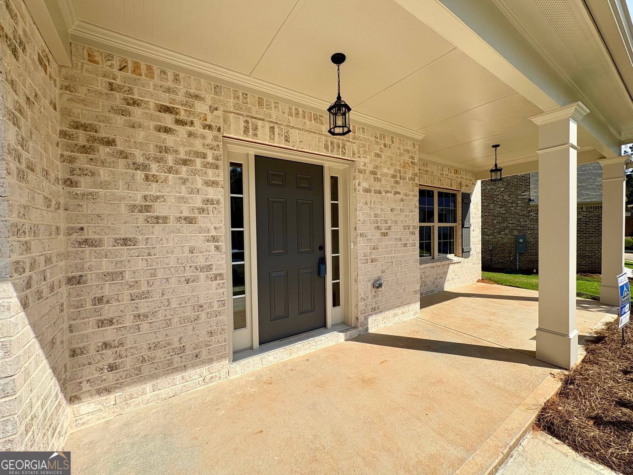 5 bedroom, 3.5 bathroom single family residence for sale at 1027 Lakeview Oaks Court 44-C, Grayson, GA 30017 — photo 3